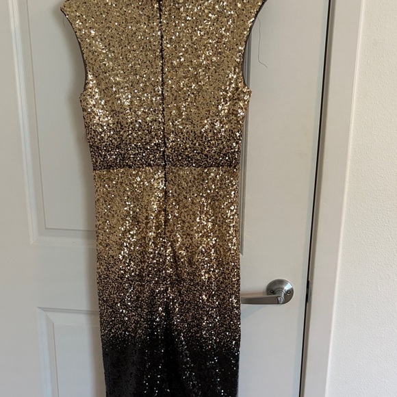 Badgley Mischka Gold Sequin Ombre Cocktail Dress | Size 6 - Picture 6 of 6